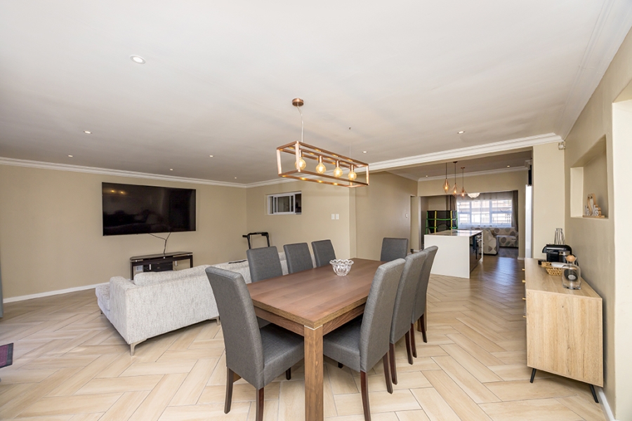 3 Bedroom Property for Sale in Avondale Western Cape